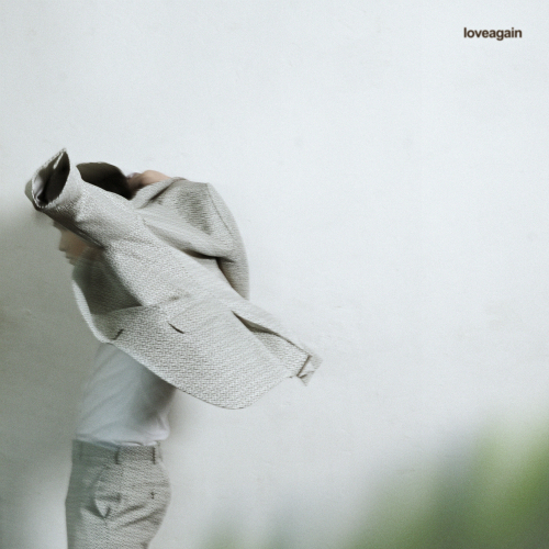 Cover for loveagain (Feat. 솔라 Of 마마무)