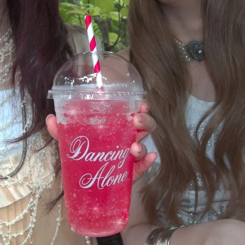 Cover for 딸기게임 (Strawberry Cheesegame)