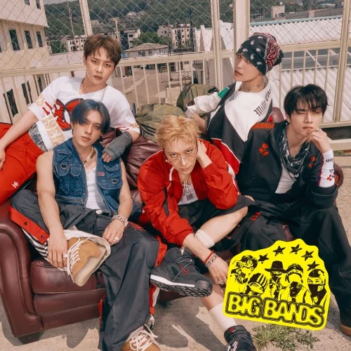 Cover for WOAH (燃点)